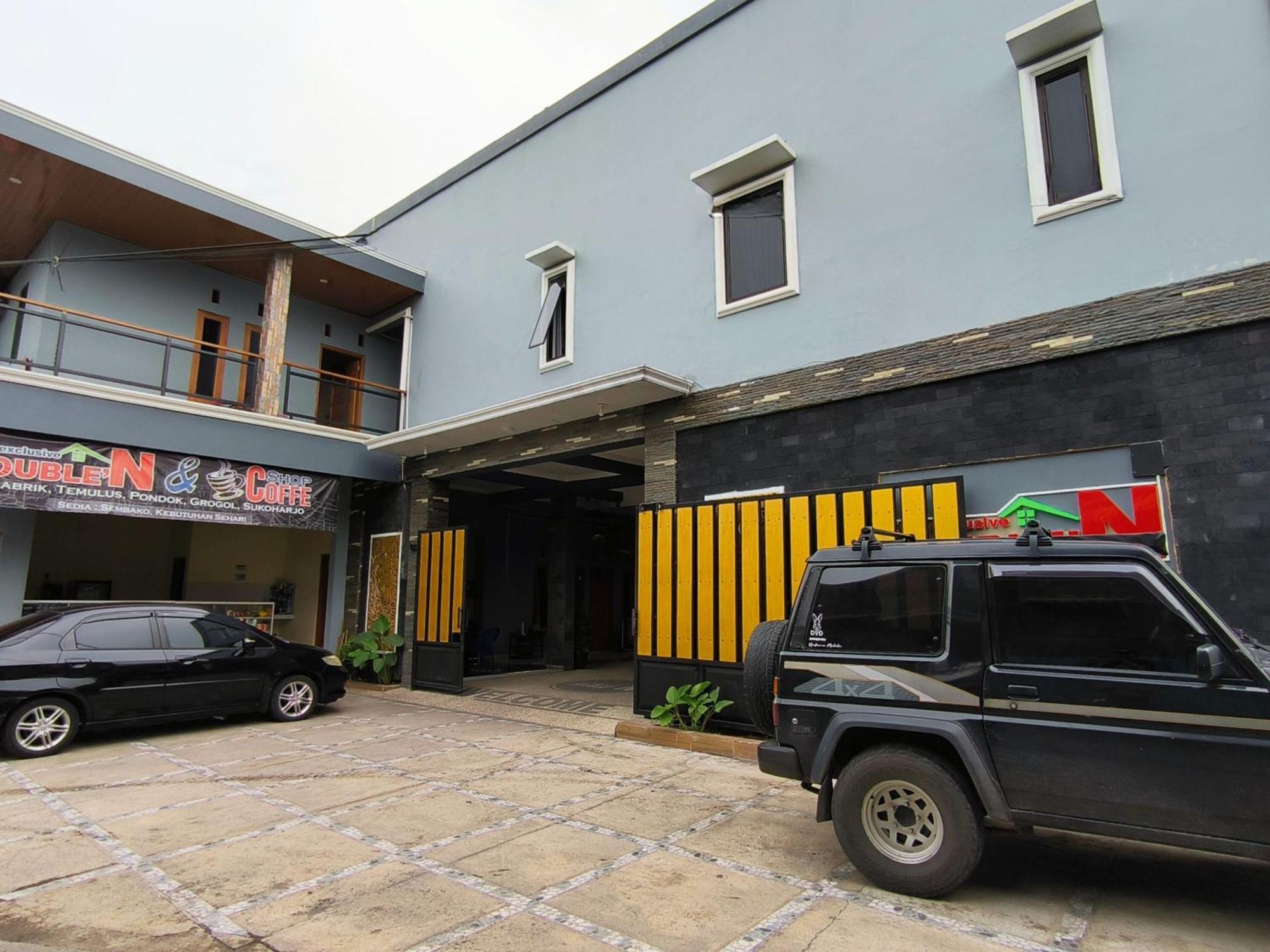 Nn Guesthouse Solo Exterior foto
